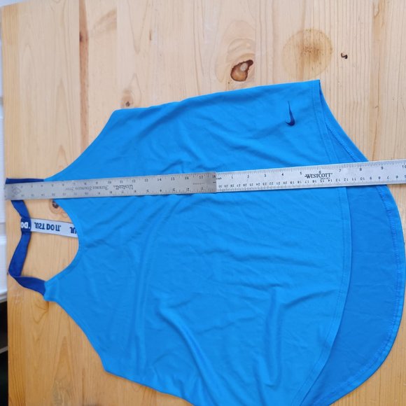 Nike Dri-Fit Loose Fit Running Tee (5170) - Picture 9 of 9